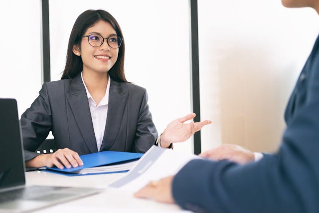 Mastering the Art of Interview Confidence
